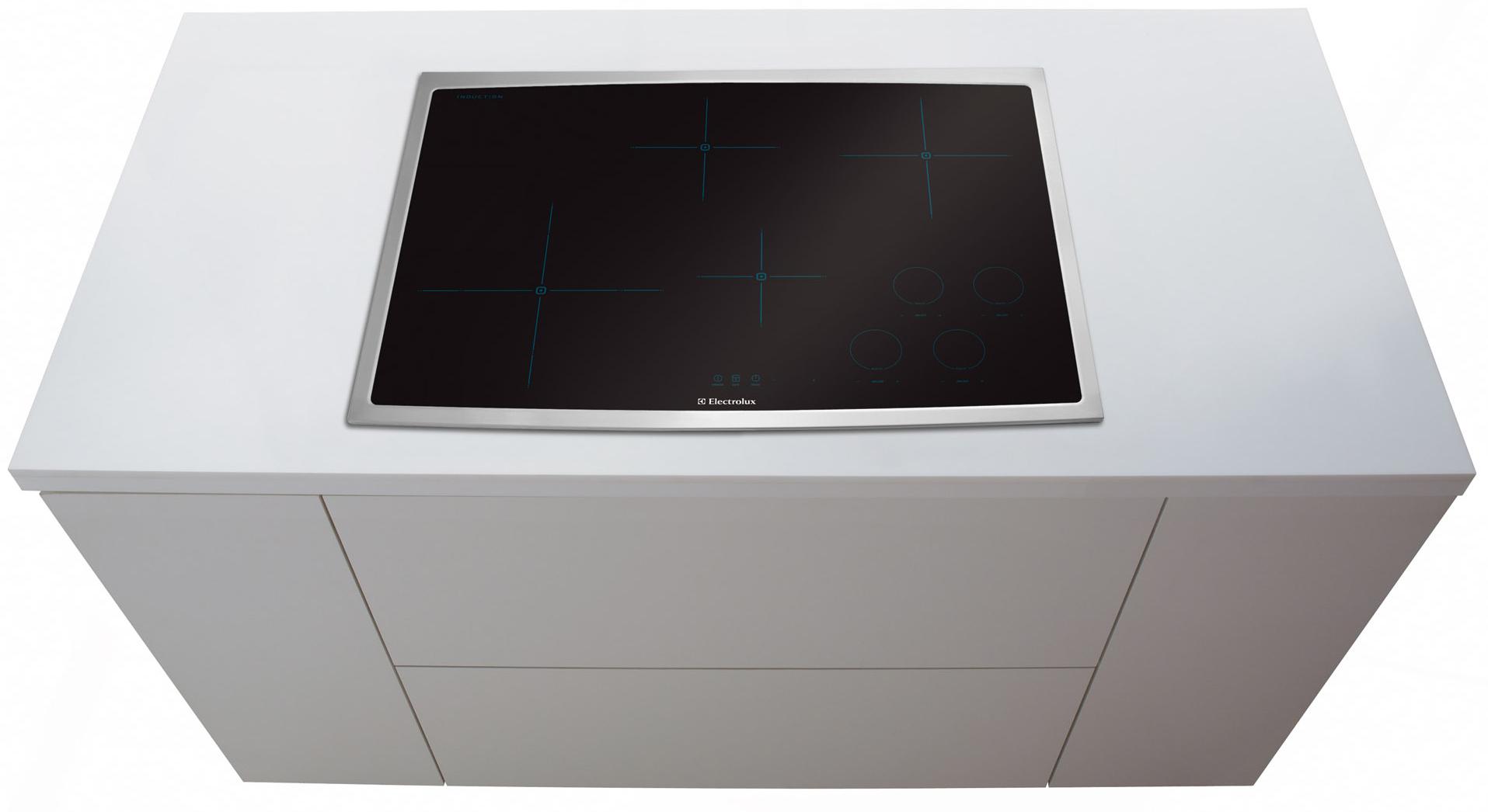 Electrolux 30" DropIn Induction Cooktop with 4 Elements Colder's